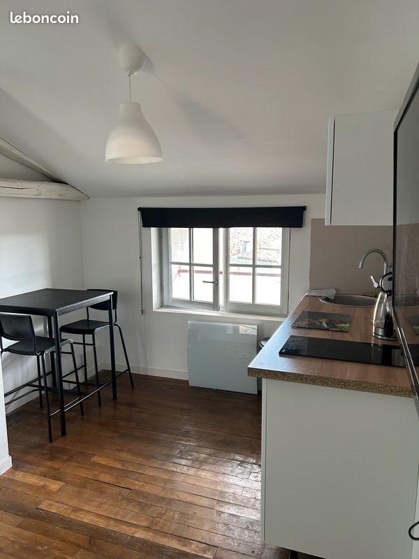 Appartement à louer, 22m², Poitiers