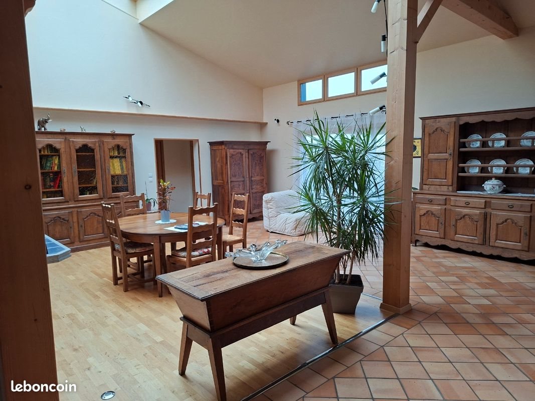 Maison à vendre, 155m², Champdeniers-Saint-Denis