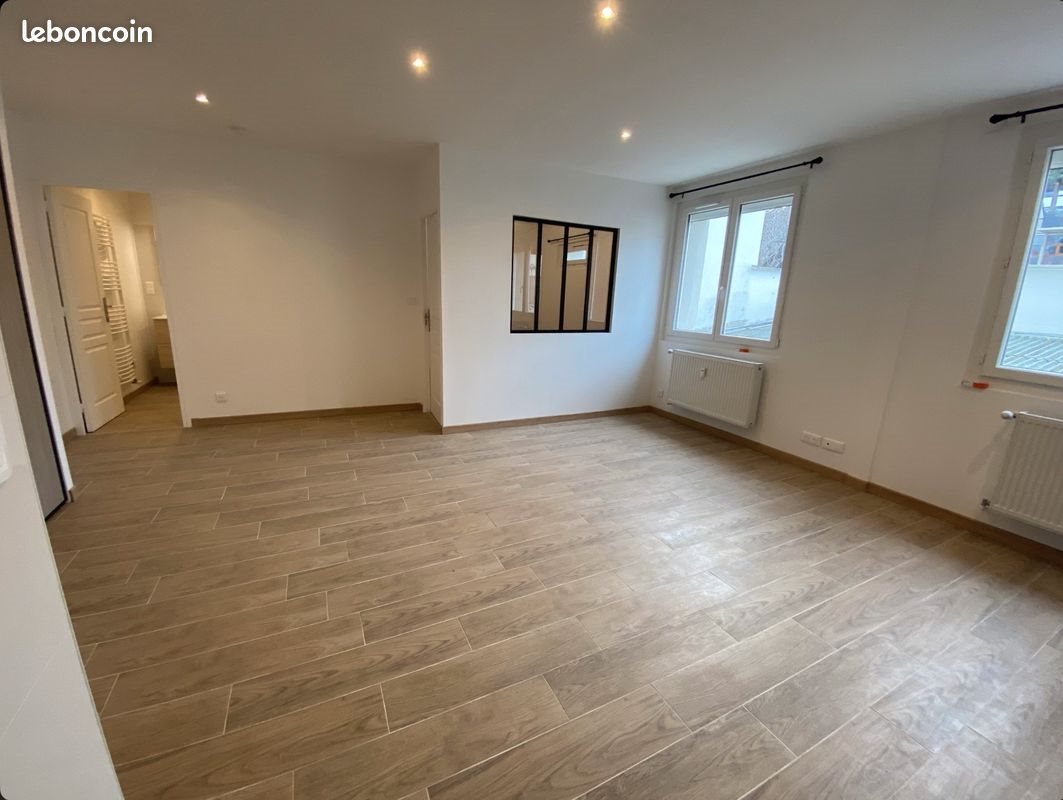 Appartement à louer, 44m², Valence