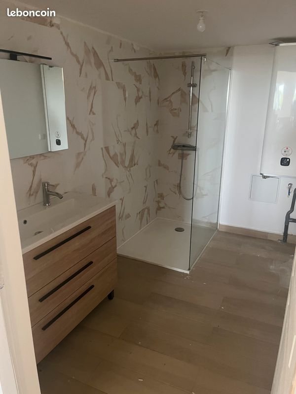 Maison à louer, 90m², Sauveterre-de-Guyenne