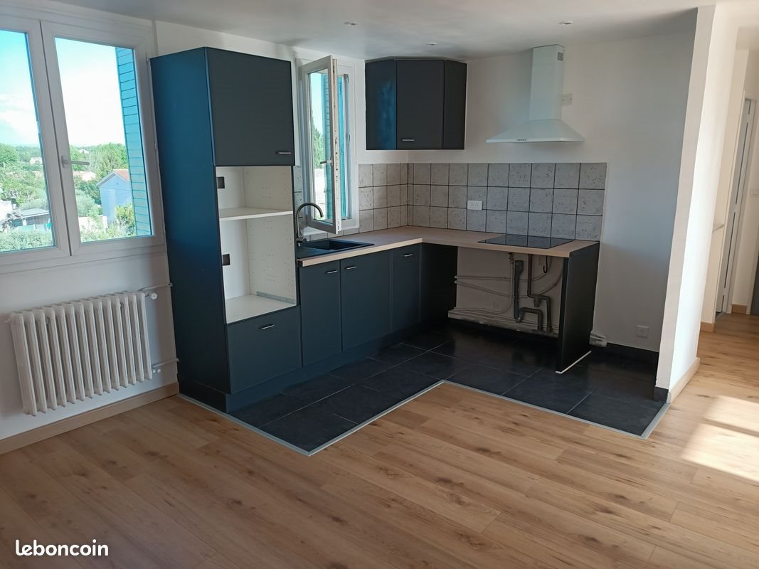Appartement à louer, 59m², Orange