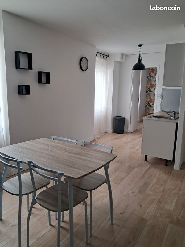 Appartement à louer, 37m², Pluvigner