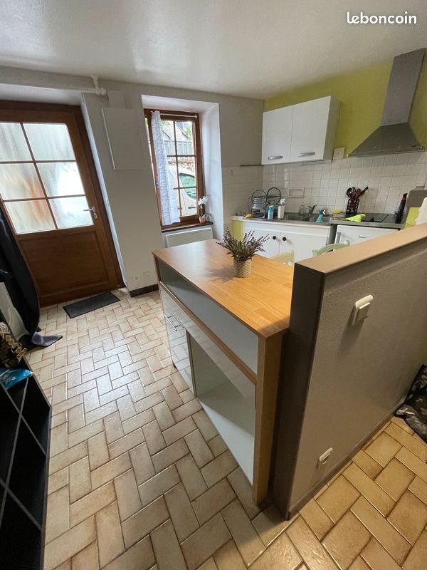 Appartement à louer, 28m², Ussel