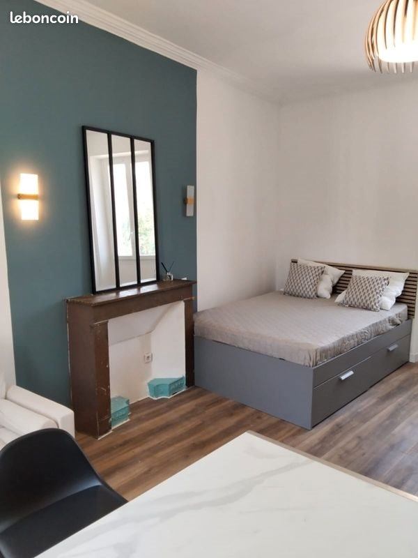 Appartement à louer, 23m², Bollène