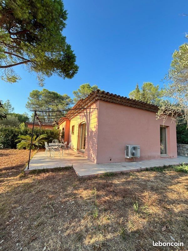 Appartement à louer, 40m², Mougins