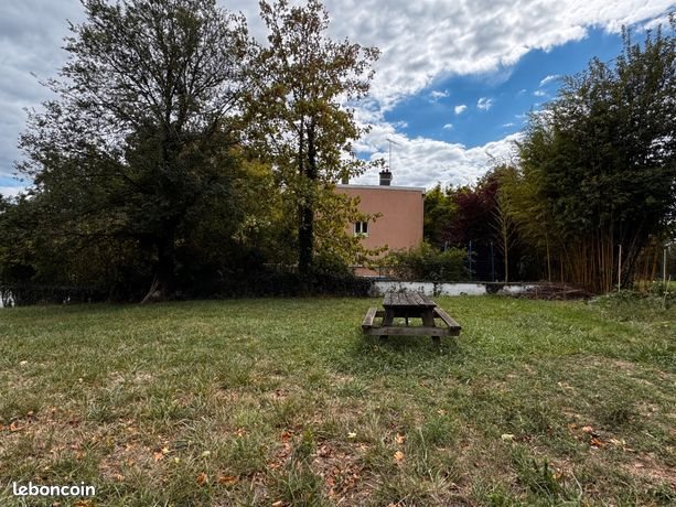 Maison à vendre, 105m², Charmeil