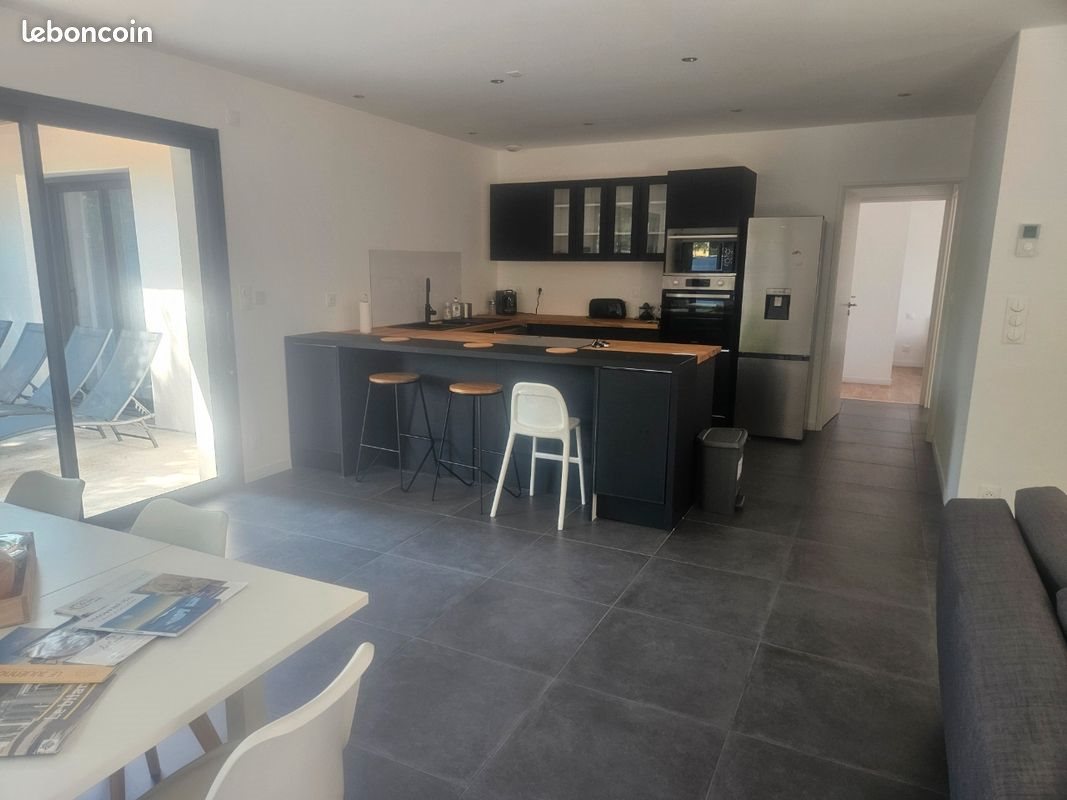 Maison à louer, 120m², Saint-Julien-en-Born