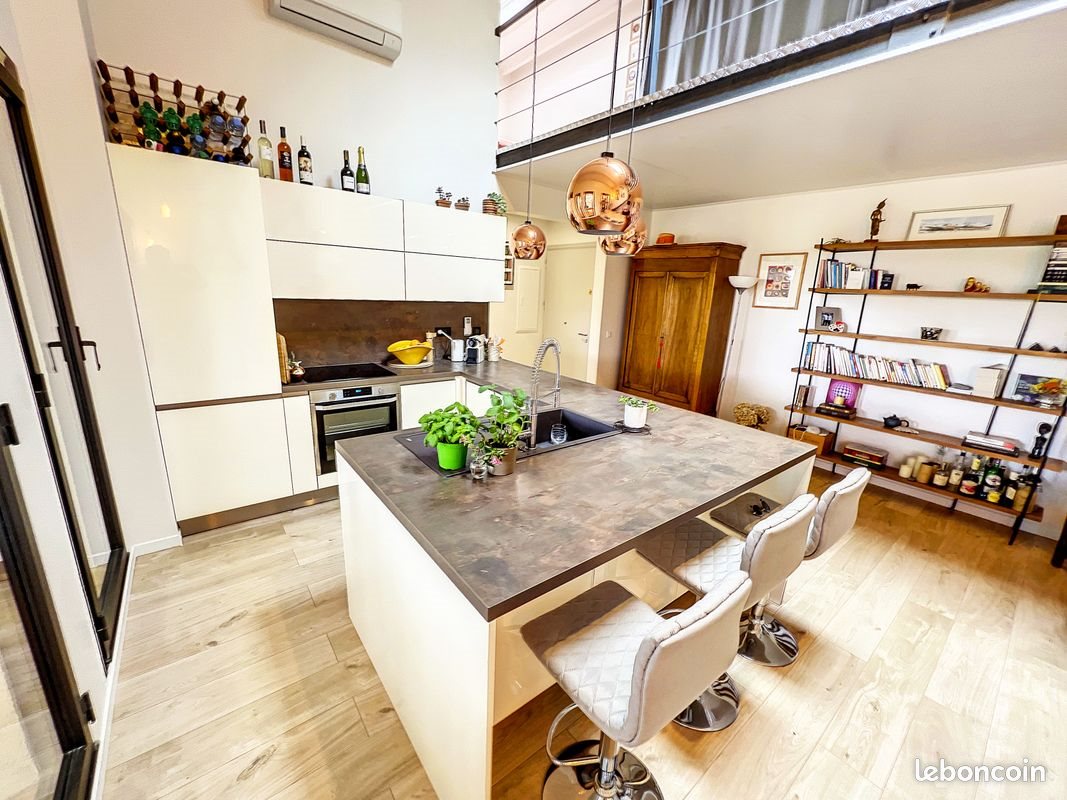 Appartement à louer, 70m², Mougins