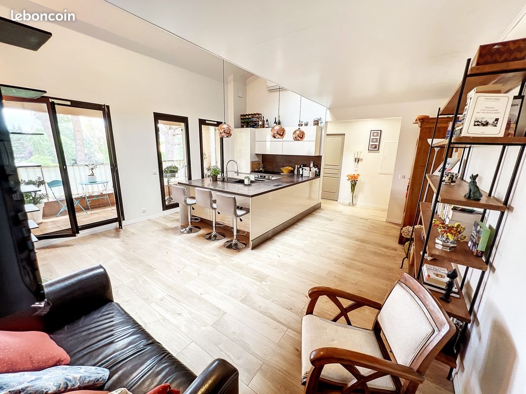 Appartement à louer, 70m², Mougins