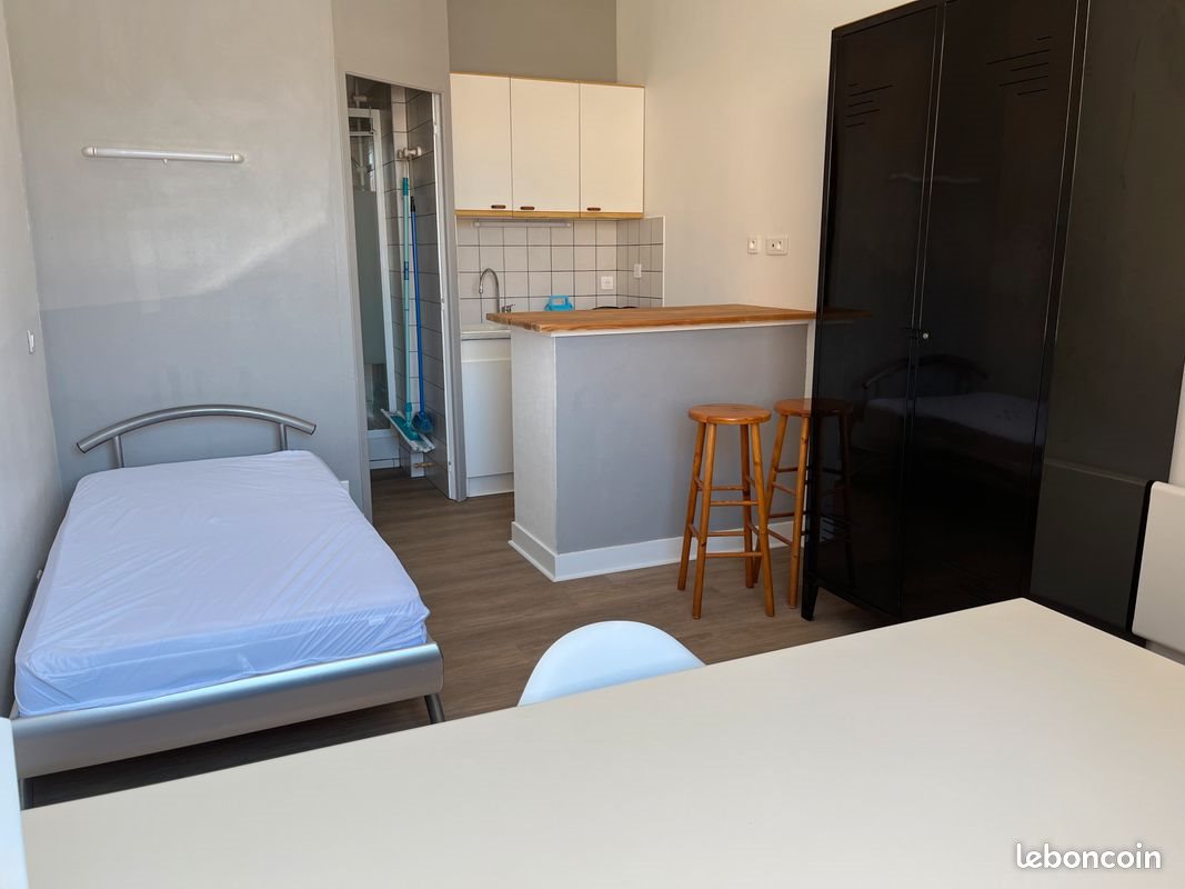 Appartement à louer, 16m², Poitiers