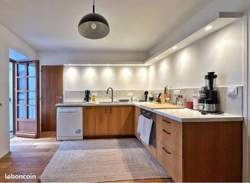Appartement à louer, 74m², Aubenas
