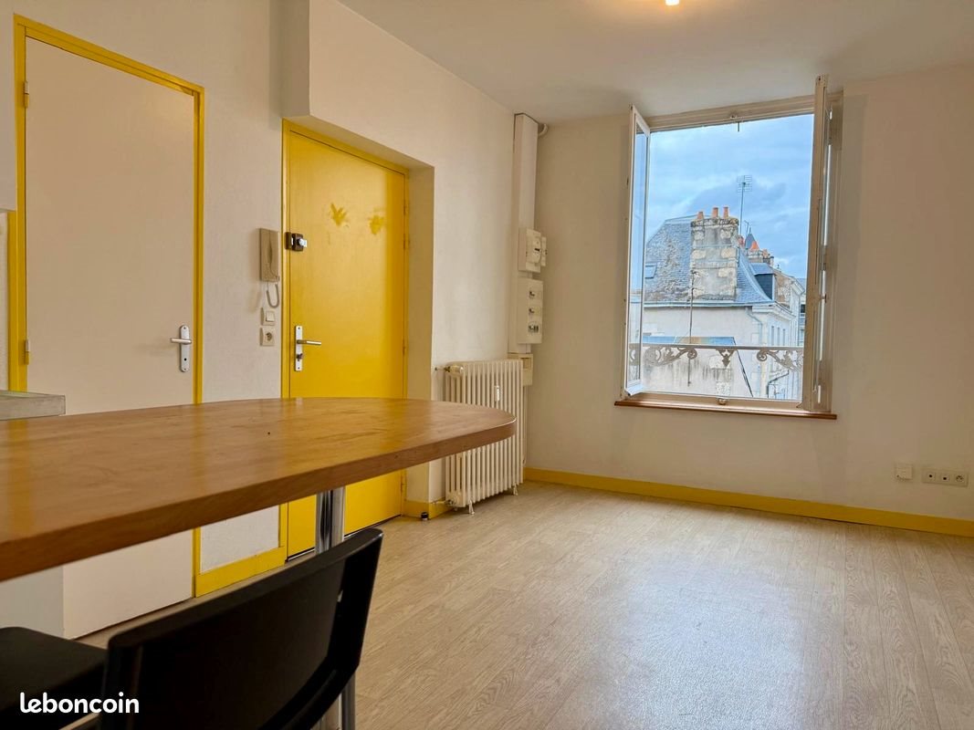 Appartement à louer, 33m², Poitiers