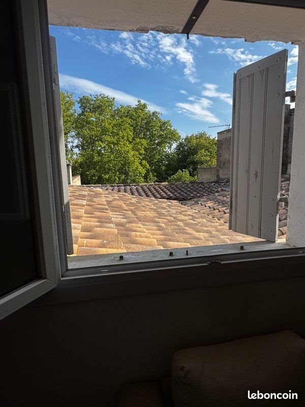 Appartement à louer, 23m², Eyguières