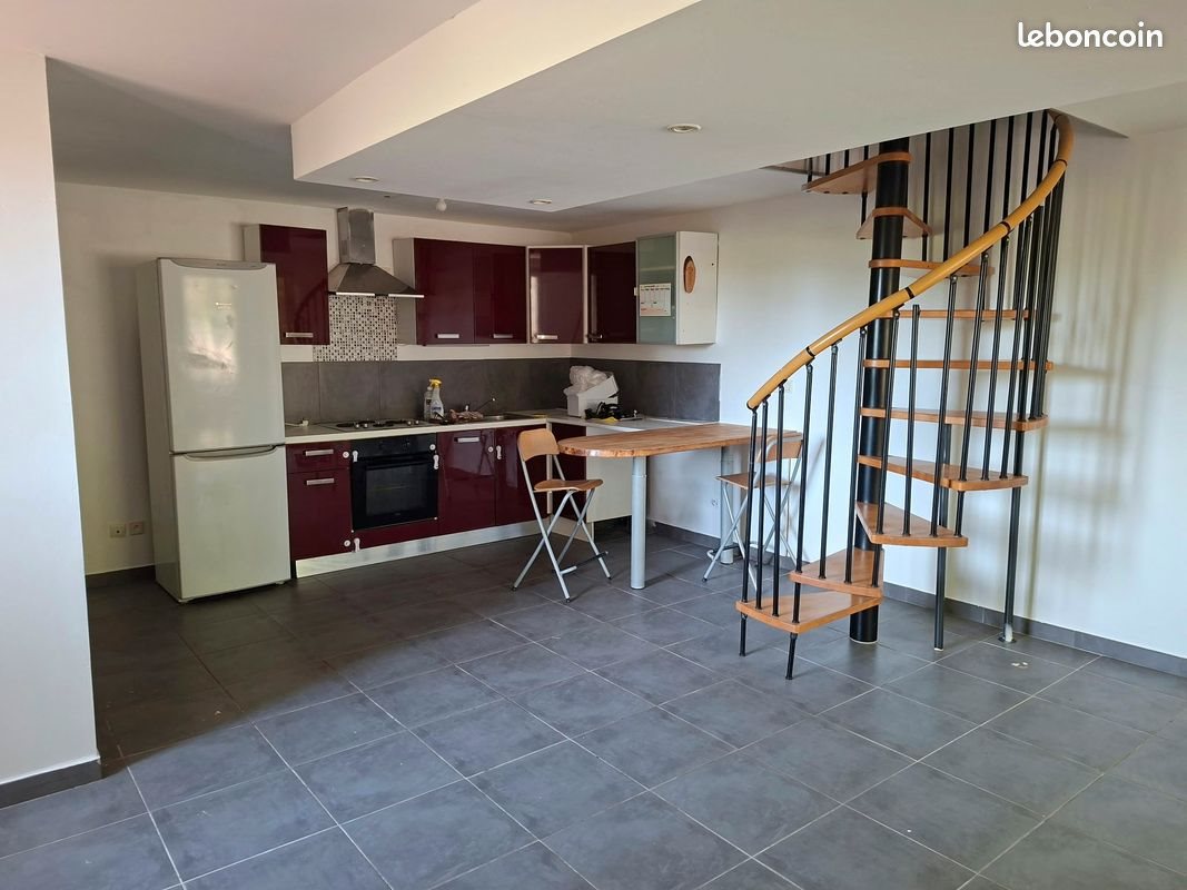 Maison à louer, 65m², Arles