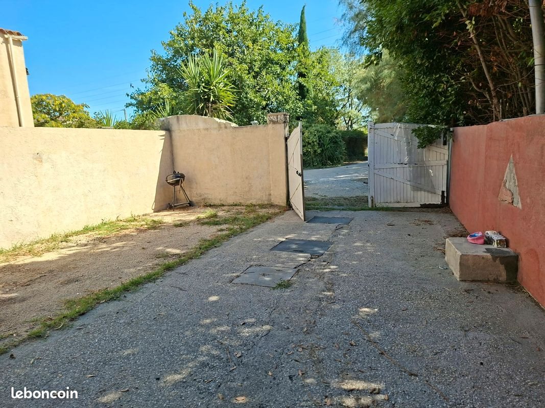 Maison à louer, 65m², Arles