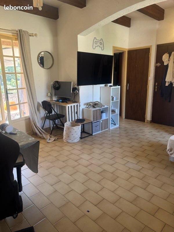 Appartement à louer, 28m², Roquebrune-sur-Argens