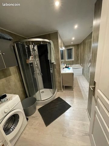 Appartement à louer, 90m², Fournets-Luisans