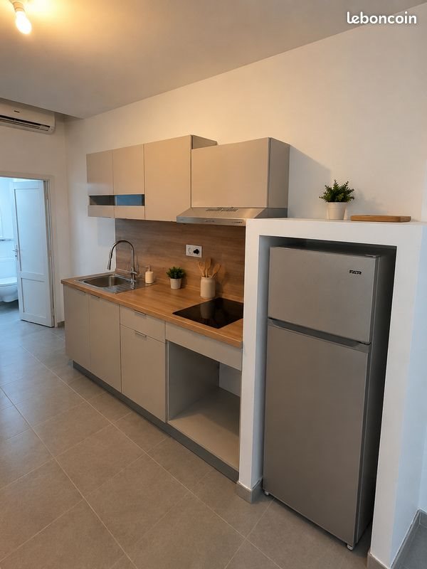 Appartement à louer, 33m², Nîmes