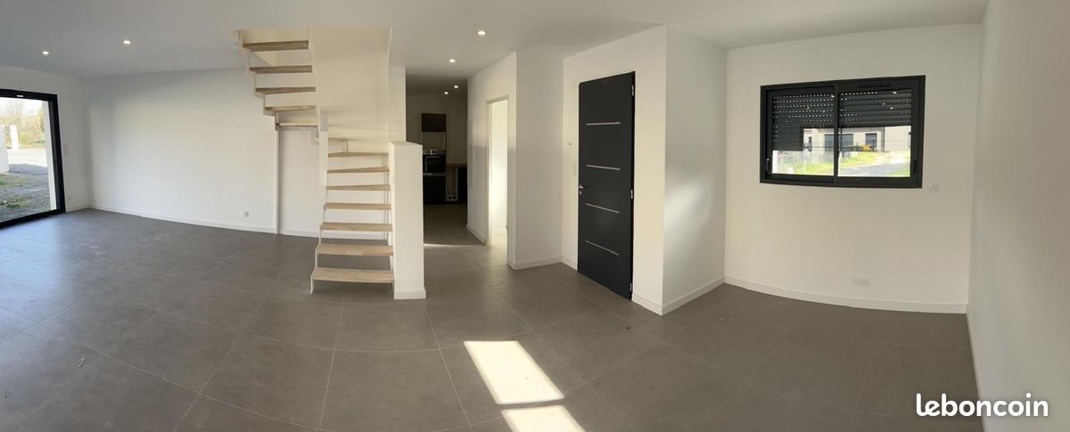Maison à louer, 123m², Bérat