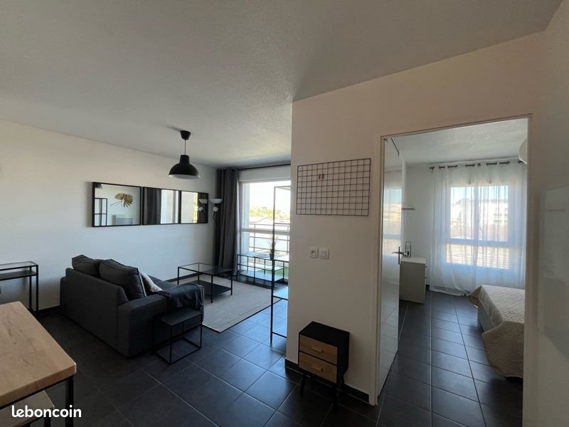 Appartement à louer, 45m², Cenon