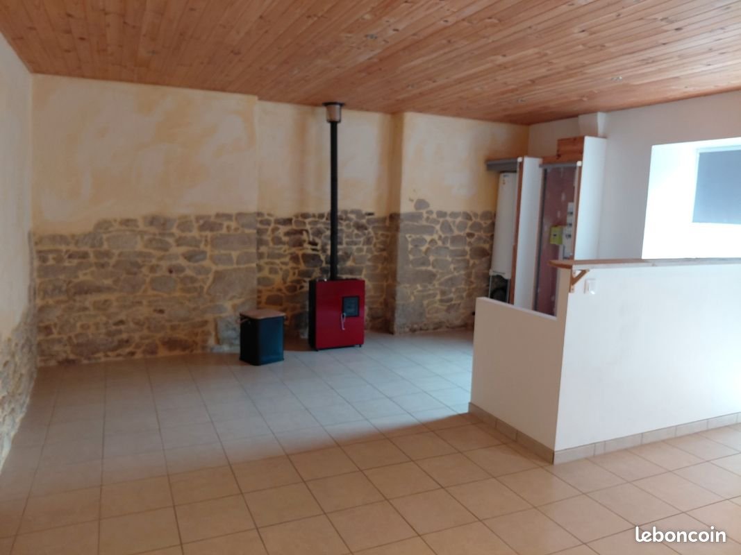 Maison à louer, 79m², Aucaleuc