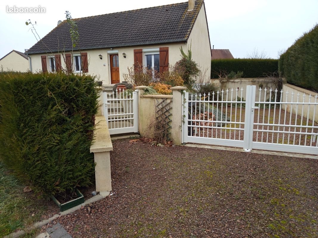 Maison à louer, 98m², Bray-sur-Somme