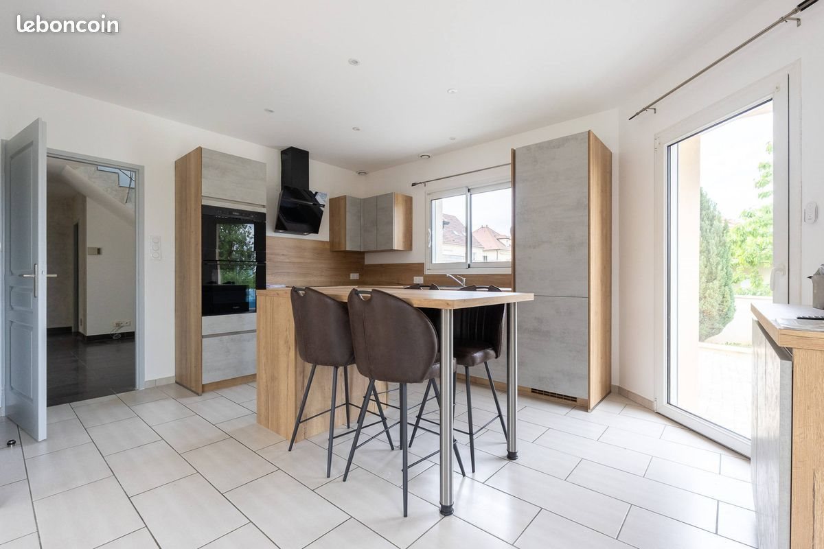 Maison à vendre, 197m², Fontaine-lès-Dijon