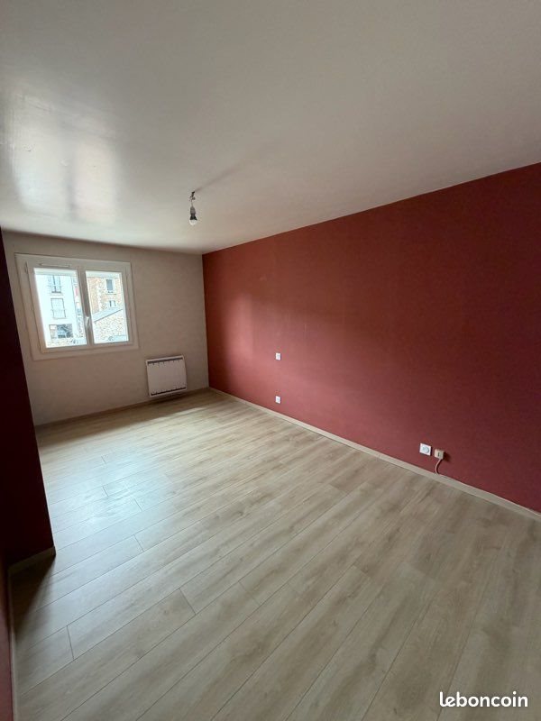 Appartement à louer, 80m², Laissac