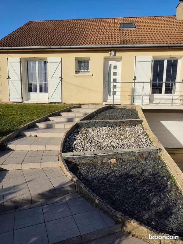 Maison à louer, 93m², Neuville-sur-Sarthe