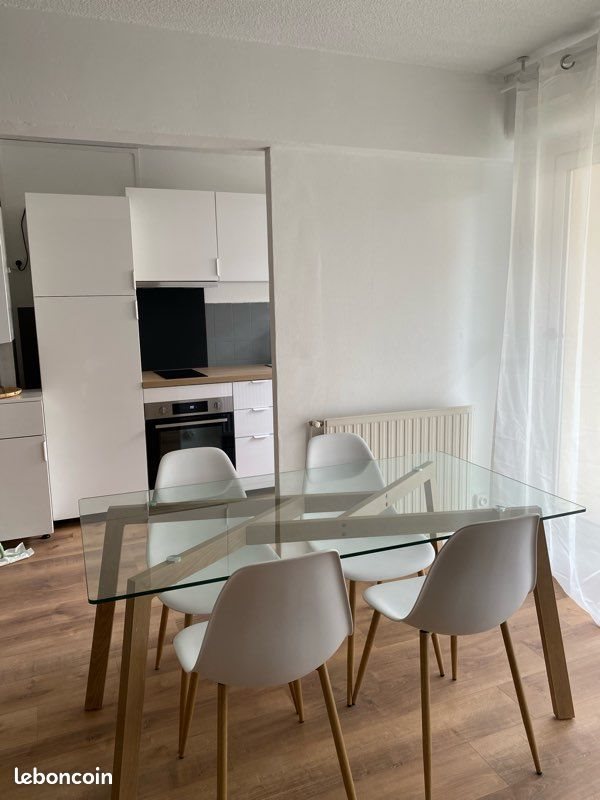 Appartement à louer, 45m², Pau
