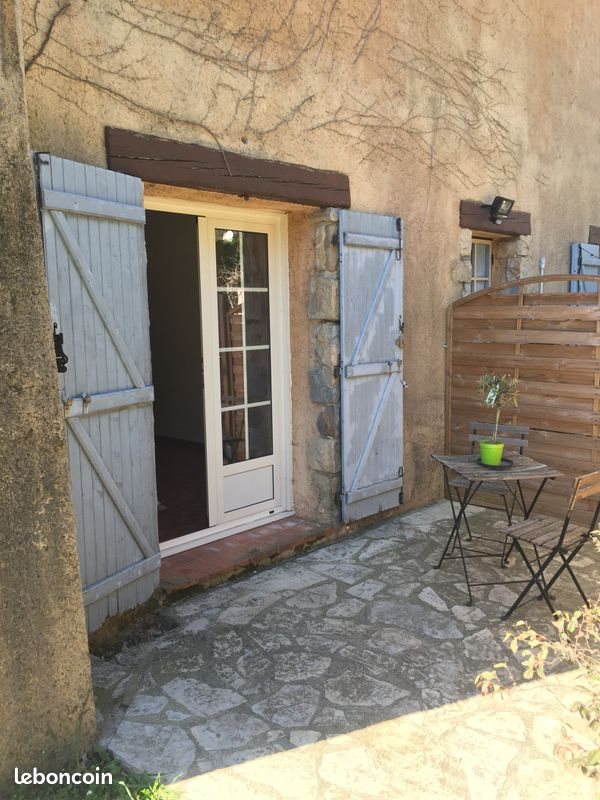 Appartement à louer, 23m², Valbonne