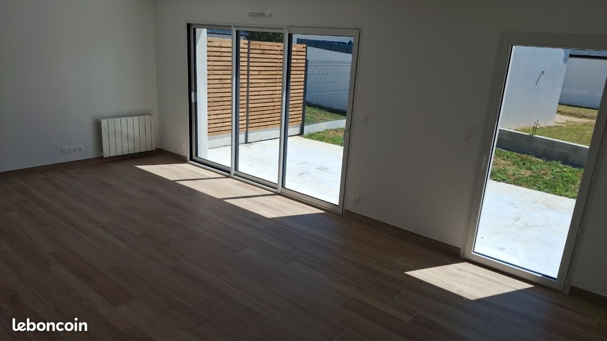 Maison à louer, 77m², Landaul
