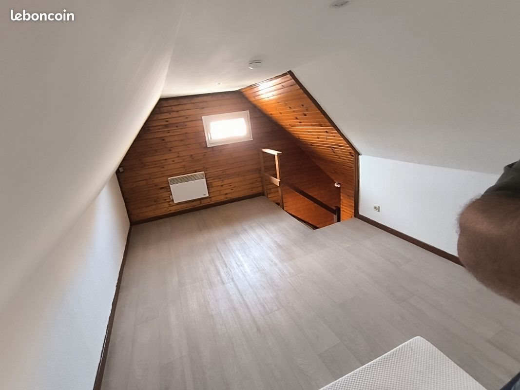 Appartement à louer, 25m², Bretenoux