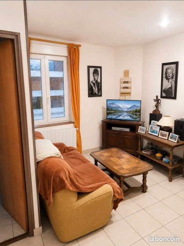 Appartement à louer, 25m², Bretenoux