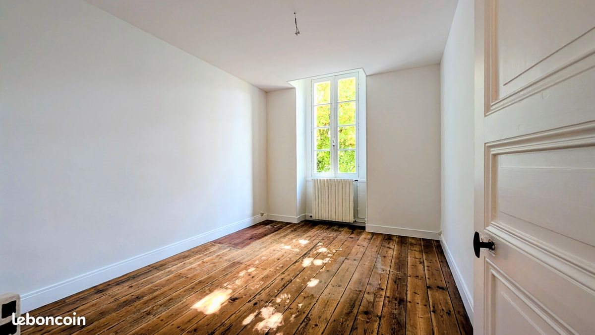 Appartement à louer, 100m², Segonzac