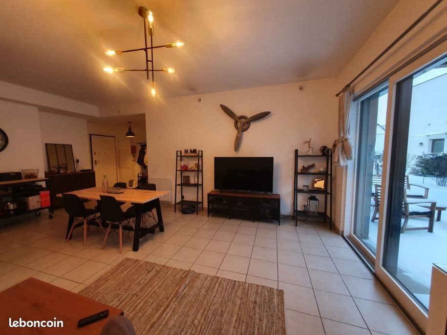Appartement à louer, 75m², Mittelhausbergen