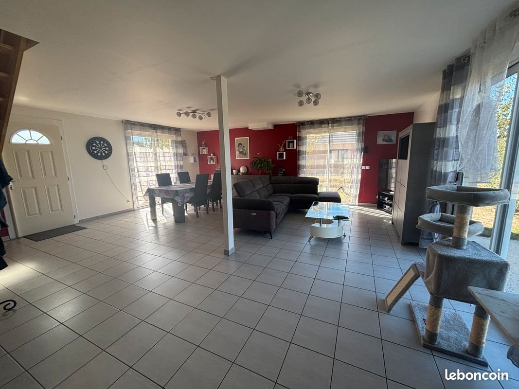 Maison à vendre, 163m², Sandarville
