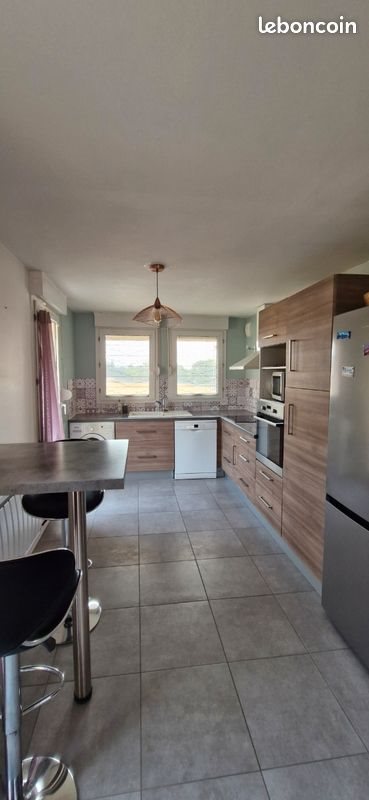 Appartement à louer, 72m², Thoiry