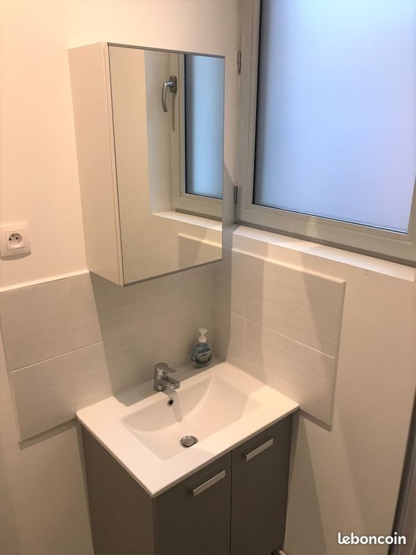 Appartement à louer, 21m², Saint-Etienne