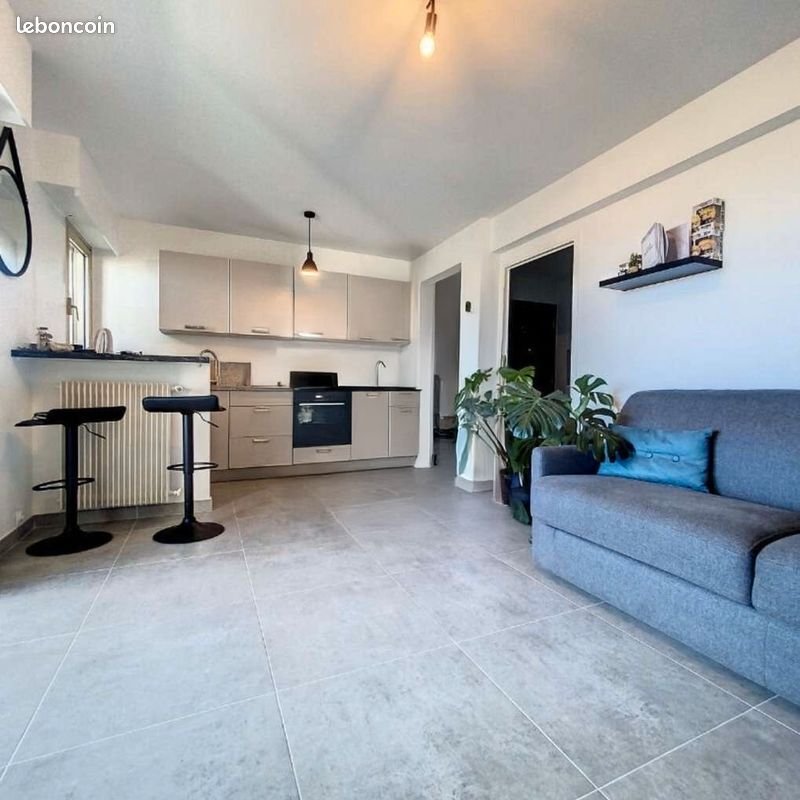 Appartement à louer, 40m², Saint-Laurent-du-Var