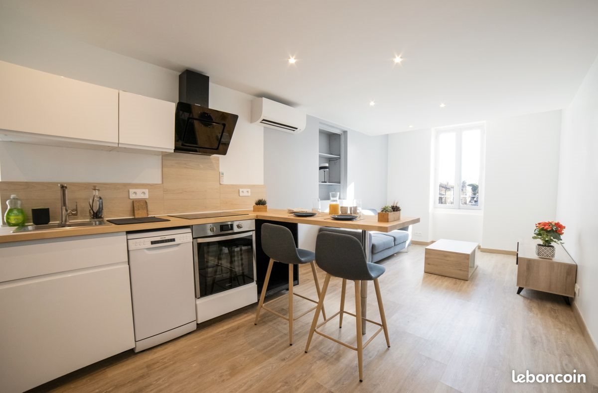 Appartement à louer, 42m², Orange