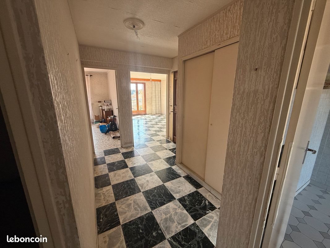 Appartement à vendre, 70m², Toulon