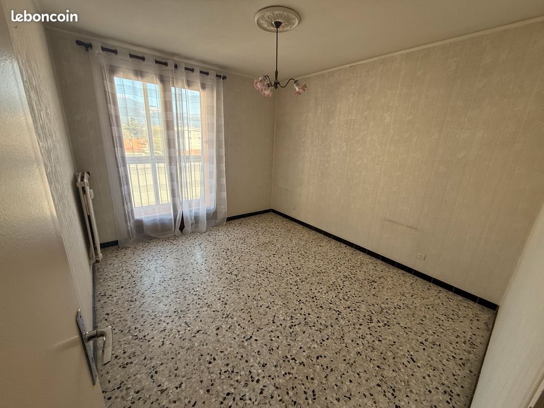 Appartement à vendre, 70m², Toulon