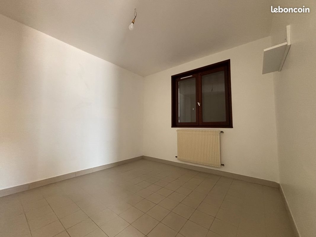 Appartement à louer, 32m², Martignat