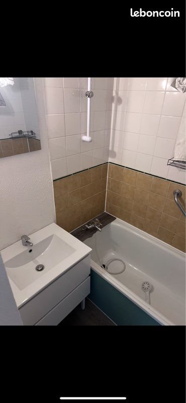 Appartement à louer, 25m², Gruissan