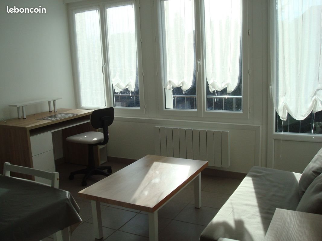 Appartement à louer, 25m², Brive-la-Gaillarde