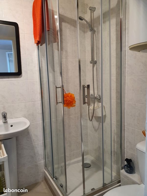 Appartement à louer, 15m², Saint-Genis-Laval