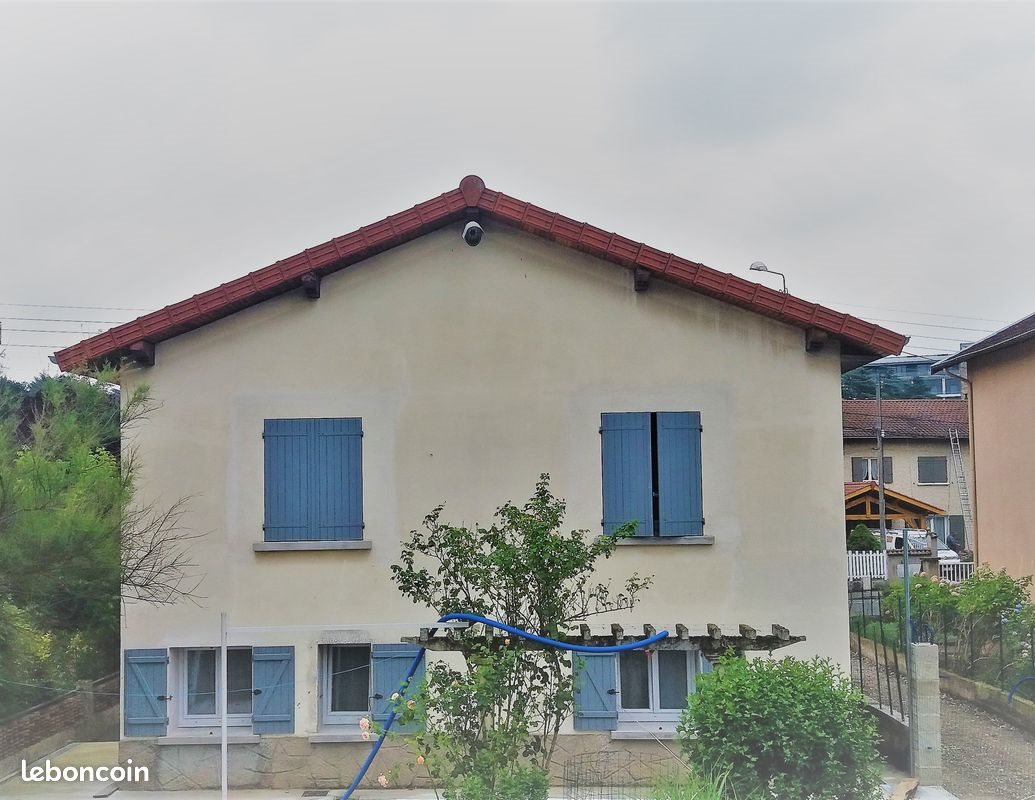 Appartement à louer, 15m², Saint-Genis-Laval