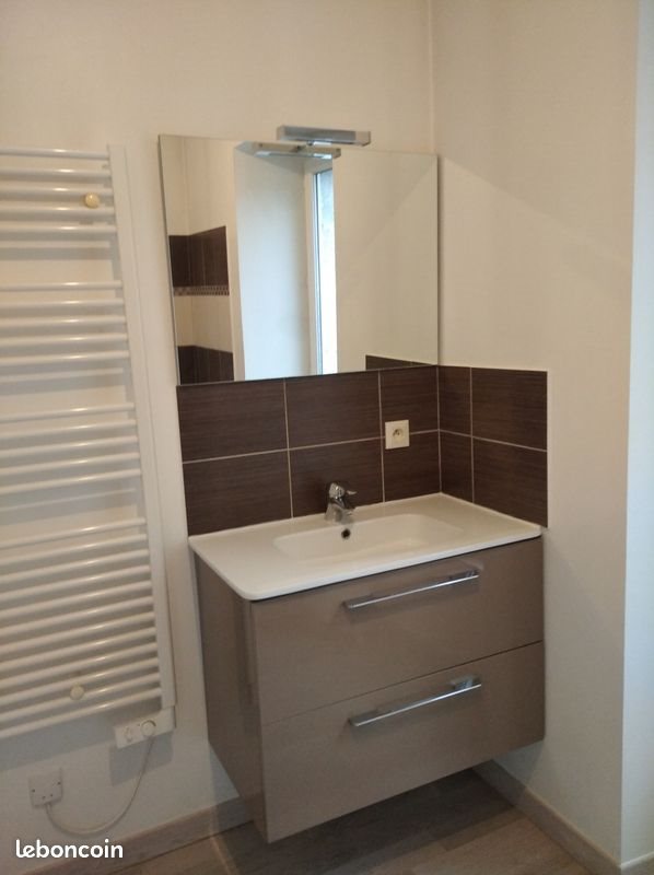 Appartement à louer, 45m², La Châtre