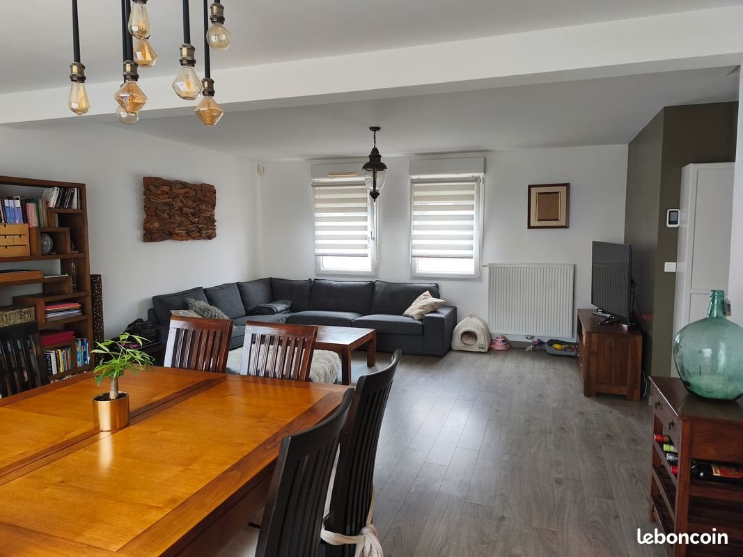 Maison à vendre, 106m², Stuckange